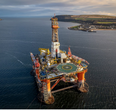 Plataforma industrial de petróleo